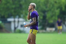 CLB Hà Nội thông báo gây sốc về Hendrio